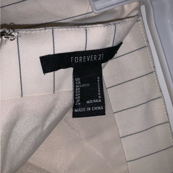 Pinstriped Mini Skirt - Picture 4 of 4